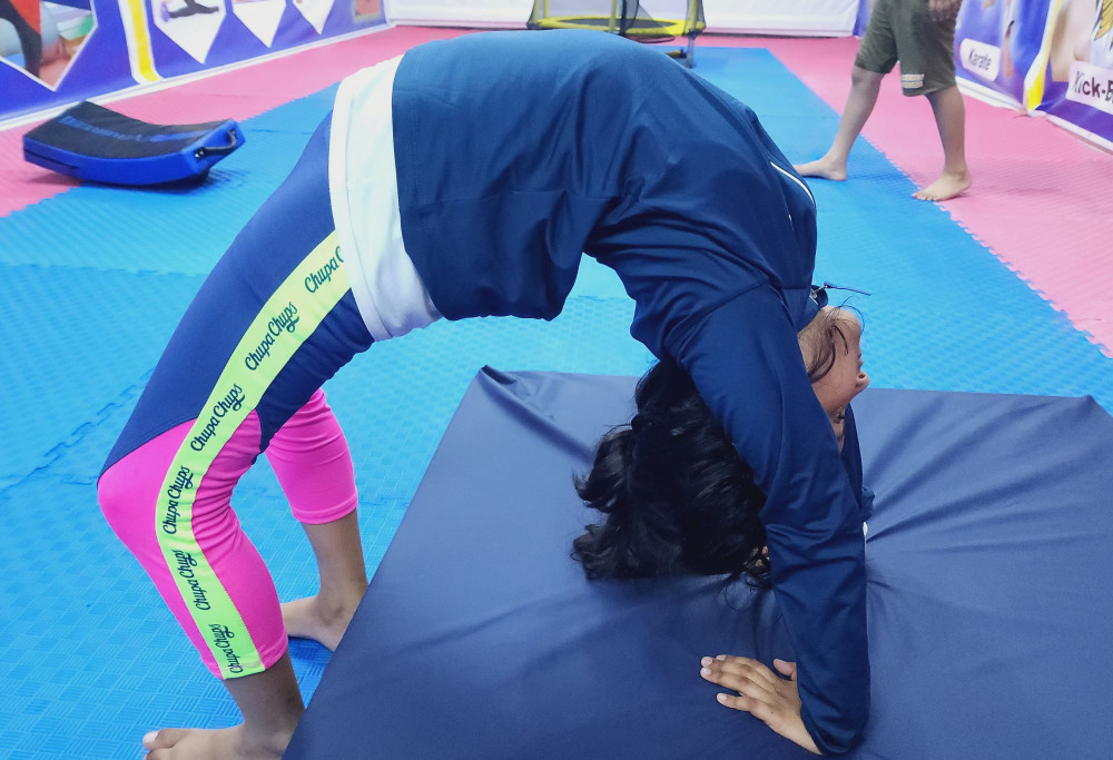 fbc-gymnatics-kids-split-i