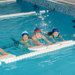 swimming-empowers-students-with-skills