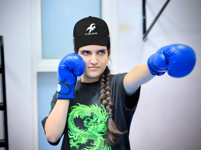 fbc-girls-kickboxing-25