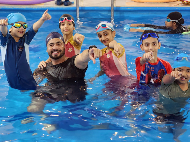 fbc-swimming-enjoying-iii