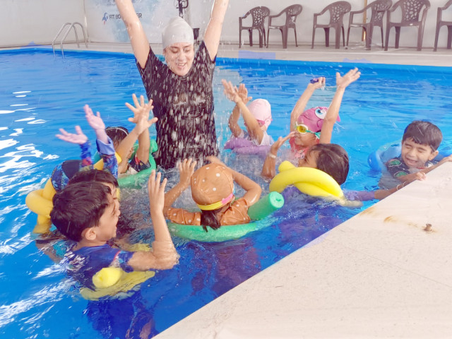 fbc-swimming-summer-camp-wk-6