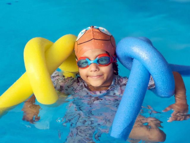 fbc-swimming-support-items