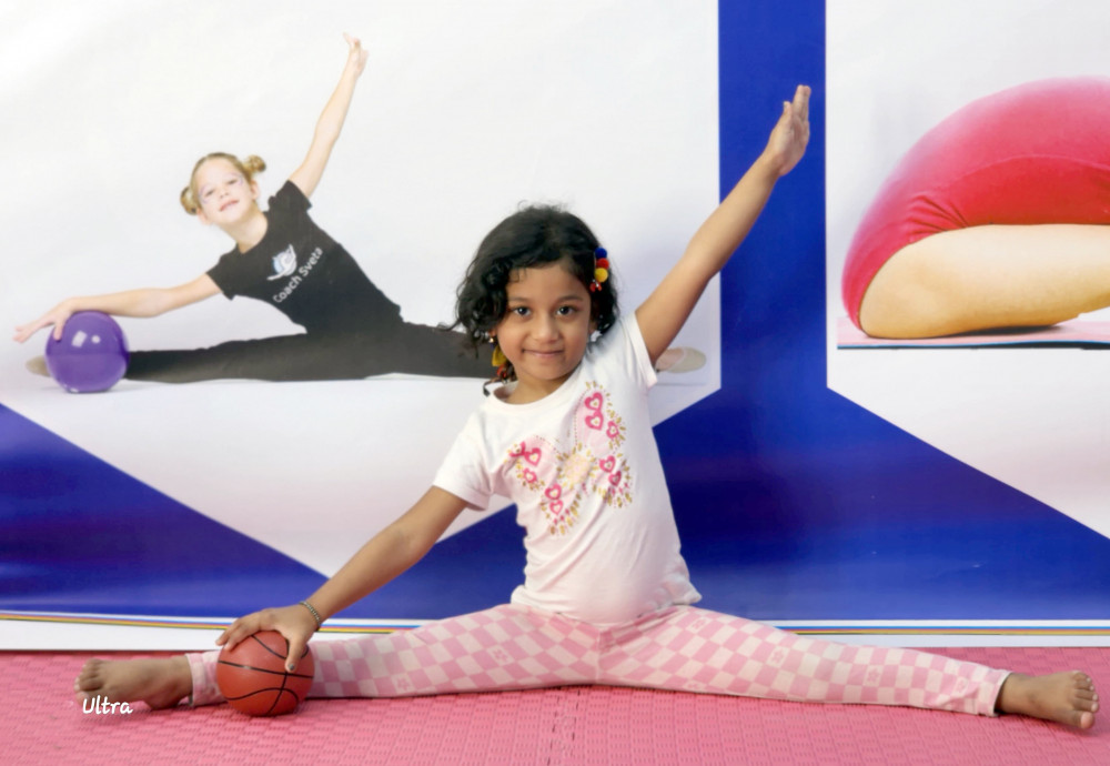 Gymnastics for kids to make easy split action Fit Box Center